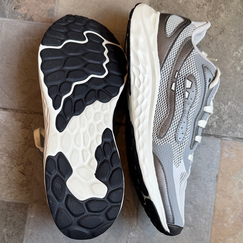 New balance fresh Gray and White Mesh Running Sneakers - Picture 7 of 10